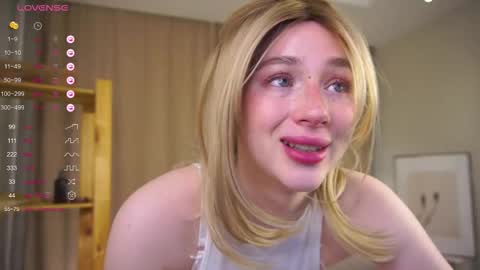 Snapshot of nani_bunny chatting on February 2026 10:13:02 PM Nani online show from February 2026 10:13:02 PM