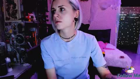 Monday-Friday 12-4 AM and 6-9 AM New York time online show from November 2025 08:11:01 PM