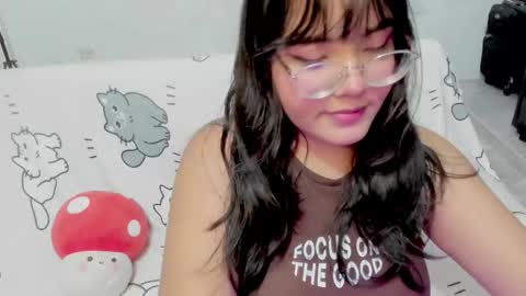 Snapshot of naoko_uwu chatting on February 2026 01:21:01 AM Naoko online show from February 2026 01:21:01 AM