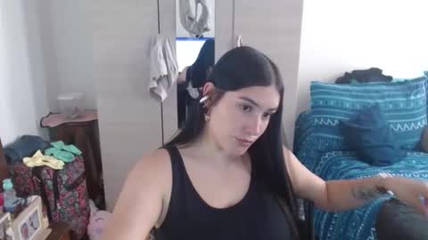 naomi_d online show from May 2026 08:25:01 PM