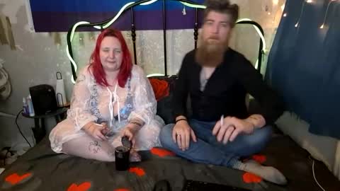 Snapshot of naomiandlogan chatting on January 2025 10:07:02 PM Naomi Logan online show from January 2025 10:07:02 PM