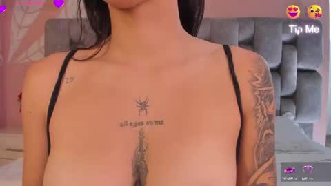 Naomi Frost online show from July 2026 02:15:01 PM