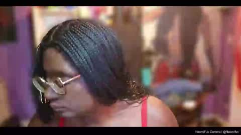 Naomi online show from September 2025 07:24:02 PM