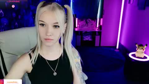 Snapshot of naomihita chatting on July 2026 09:22:01 AM naomihita online show from July 2026 09:22:01 AM