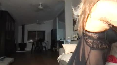 naomirhoades online show from March 2025 03:02:02 PM