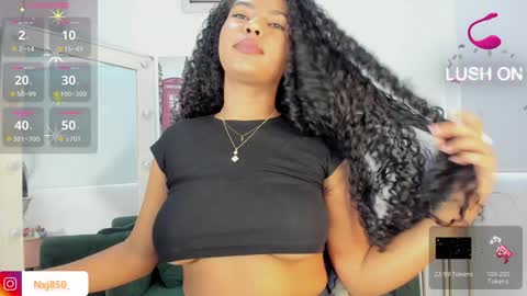 Naomi     online show from December 2024 07:14:01 PM