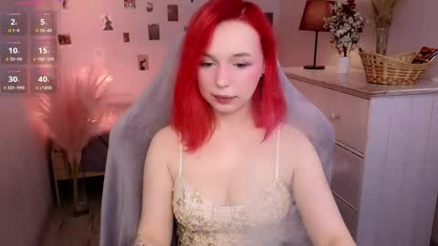 Snapshot of naomiyoru chatting on May 2026 08:50:02 PM Naomi online show from May 2026 08:50:02 PM