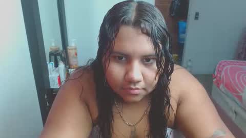 Snapshot of naomyandpablot chatting on May 2026 01:22:01 AM naomyandpablot online show from May 2026 01:22:01 AM