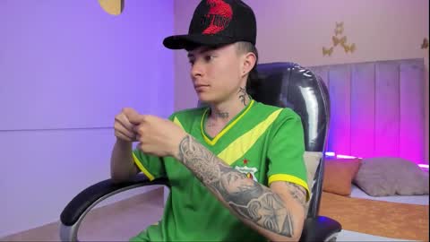 Nascary Fox online show from February 2026 08:02:01 PM