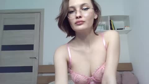 Tina online show from February 2025 10:41:01 AM