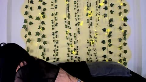 Maira online show from March 2025 09:38:01 PM