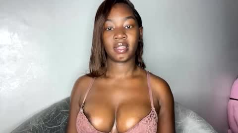 Snapshot of nasty_eboniey chatting on May 2026 05:24:01 AM Tessy online show from May 2026 05:24:01 AM