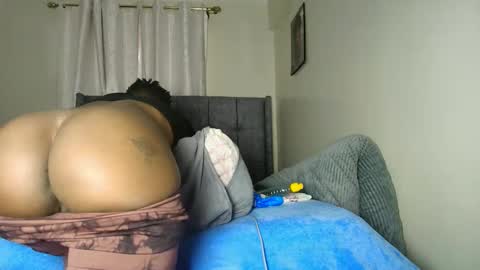 NESTER online show from December 2025 03:34:01 AM