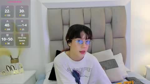 Snapshot of nastya_fantasy chatting on December 2024 07:39:02 PM Nastya online show from December 2024 07:39:02 PM