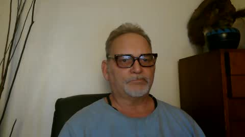 Daddy online show from December 2024 10:01:01 PM