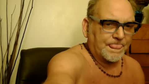 Daddy online show from January 2025 05:00:02 AM