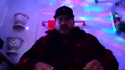 Snapshot of nastysubs69 chatting on December 2024 11:28:01 AM nastysubs69 online show from December 2024 11:28:01 AM
