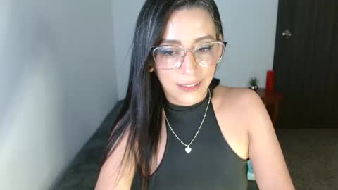 nathalia online show from March 2025 03:53:02 AM