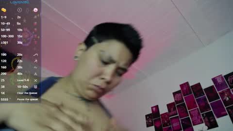 nat_evans8 online show from June 2026 02:24:02 AM