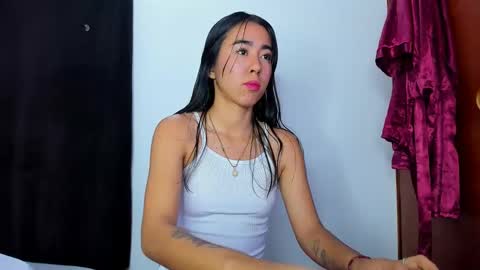 Snapshot of natalia54_ chatting on October 2025 11:17:02 PM NATI online show from October 2025 11:17:02 PM