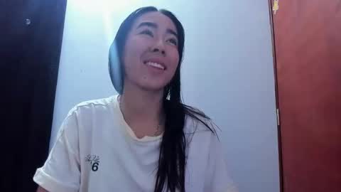 Snapshot of natalia54_ chatting on November 2025 12:46:02 AM NATI online show from November 2025 12:46:02 AM