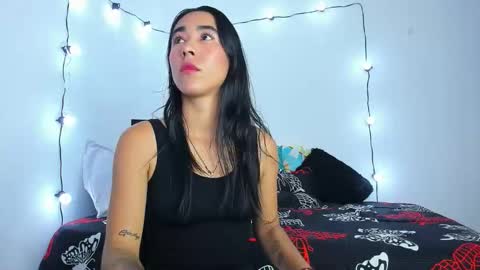 Snapshot of natalia54_ chatting on December 2025 09:23:02 PM NATI online show from December 2025 09:23:02 PM