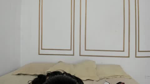 Naty  online show from January 2025 12:22:02 PM