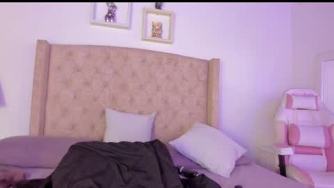 Natalia online show from December 2024 03:49:01 AM