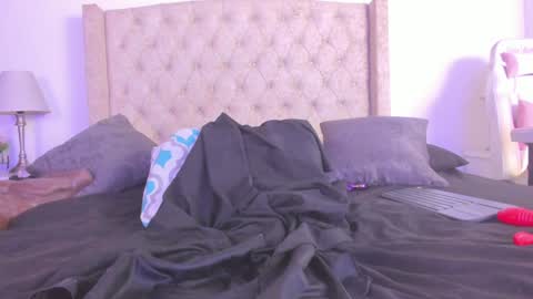 Natalia online show from January 2025 06:17:01 AM