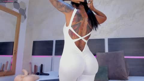 Snapshot of natalia_cruzz chatting on April 2026 09:30:02 PM Nata online show from April 2026 09:30:02 PM