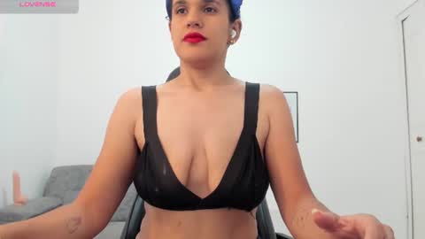 Snapshot of natalia_curvy1 chatting on July 2026 05:52:01 PM Nathalia online show from July 2026 05:52:01 PM