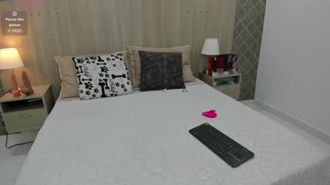 Natalia online show from September 2025 03:44:02 AM