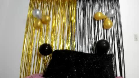 Natalia Walker online show from January 2026 12:31:01 PM