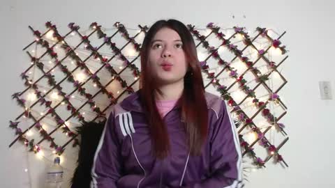 Natalia Walker online show from January 2026 01:49:01 PM