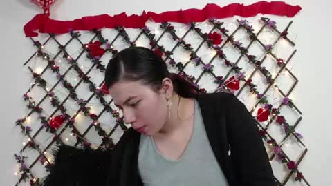 Natalia Walker online show from April 2026 05:38:02 PM