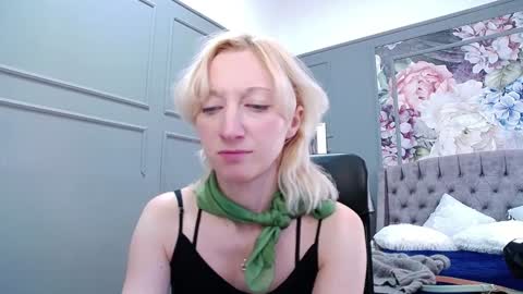 Natalie online show from January 2025 11:00:02 AM