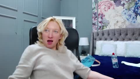 Natalie online show from January 2025 11:04:02 AM