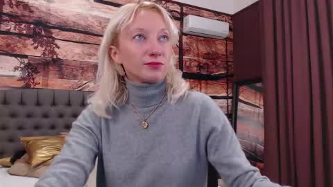 Natalie online show from December 2025 10:45:02 AM