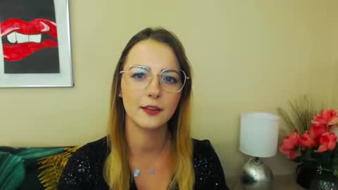 Snapshot of natalie_live chatting on February 2025 11:34:01 AM NatalieSexy online show from February 2025 11:34:01 AM