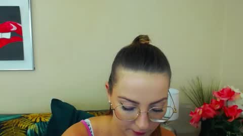 Snapshot of natalie_live chatting on February 2025 10:26:02 AM NatalieSexy online show from February 2025 10:26:02 AM
