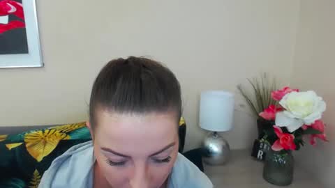 Snapshot of natalie_live chatting on February 2025 10:27:02 AM NatalieSexy online show from February 2025 10:27:02 AM