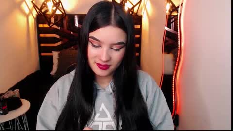 natalie  online show from March 2026 07:52:02 PM