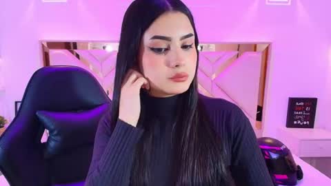 Snapshot of natalie_loffreda chatting on July 2026 08:14:01 PM natalie online show from July 2026 08:14:01 PM