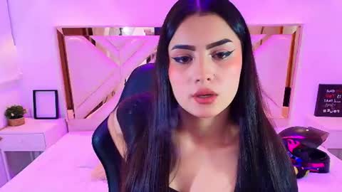 Snapshot of natalie_loffreda chatting on July 2026 07:49:01 PM natalie online show from July 2026 07:49:01 PM