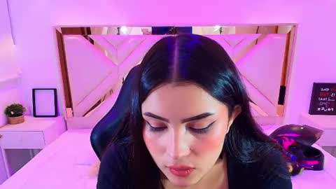 Snapshot of natalie_loffreda chatting on July 2026 08:00:01 PM natalie online show from July 2026 08:00:01 PM