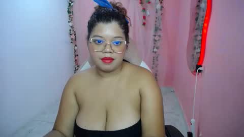 natalie_tits1 online show from September 2025 06:41:02 PM