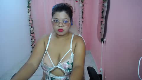 natalielabellex1 online show from September 2025 06:18:02 PM