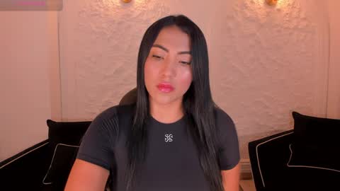Snapshot of natalielewis_ chatting on April 2026 12:03:01 PM Natalie Lewis online show from April 2026 12:03:01 PM