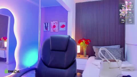 natasha online show from April 2026 12:06:01 PM