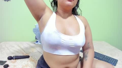 Snapshot of natasha_adam21 chatting on April 2026 02:33:01 AM Natasha online show from April 2026 02:33:01 AM